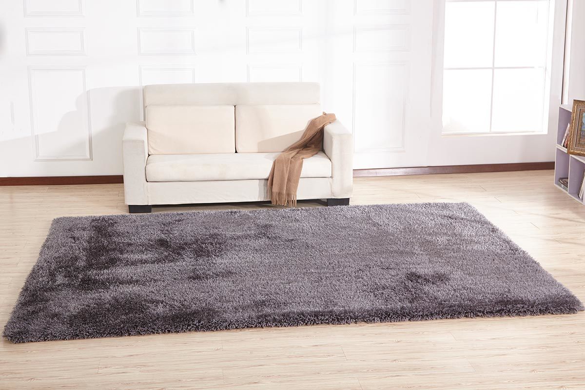 Chubby Shaggy Hand Tufted Area Rug in Grey